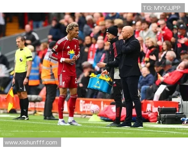 利物浦对阵曼联精彩赛事直播全程回顾与分析